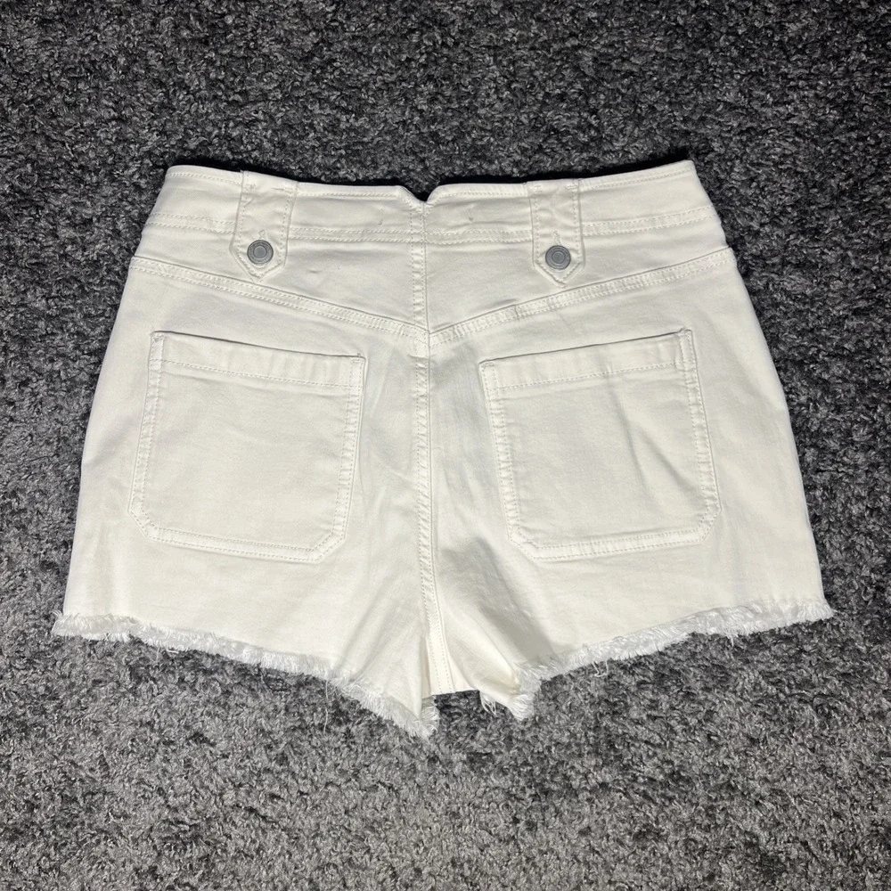 So Utility Short High-Rise Size 11 NWOT‎ White
